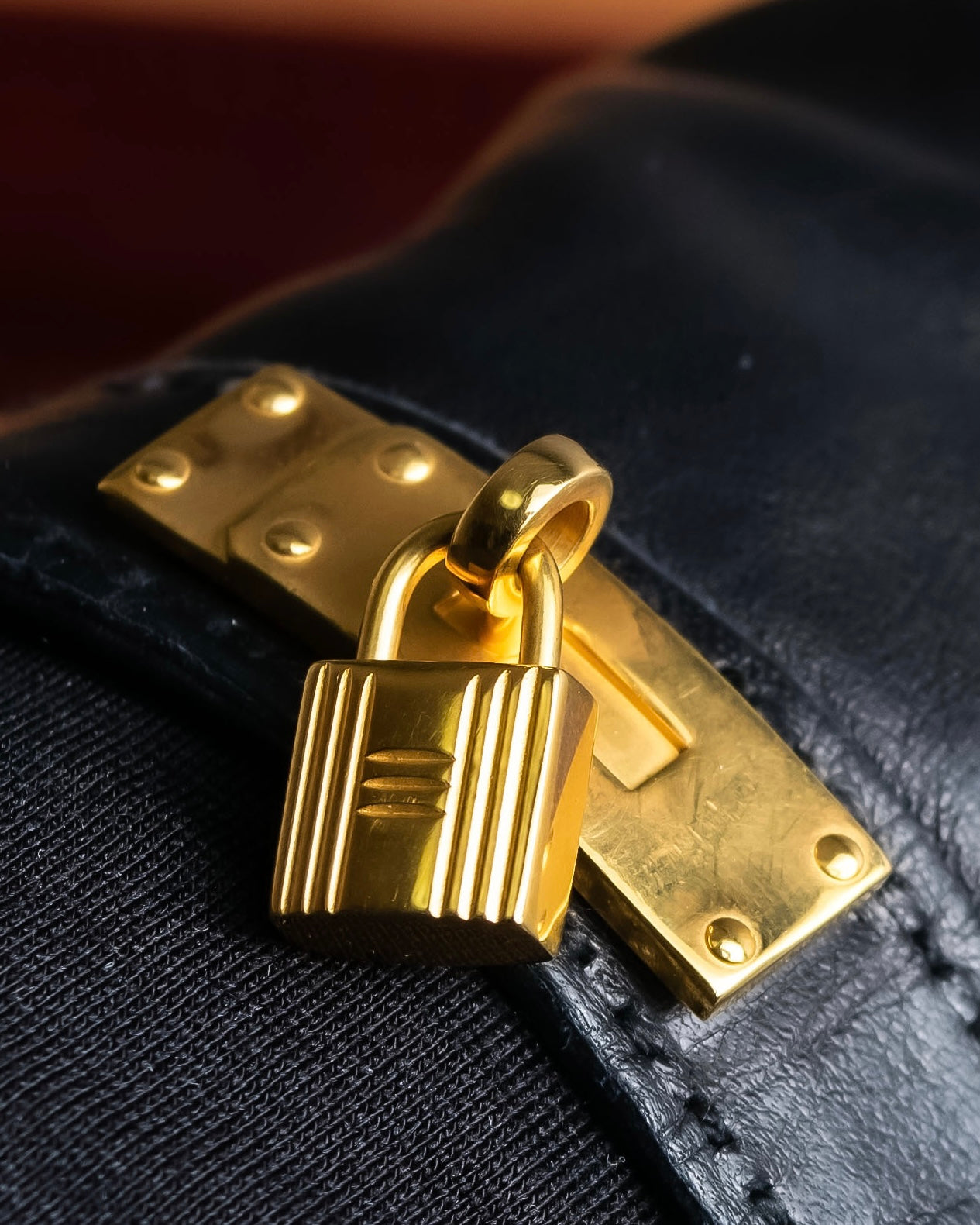 "HERMES" Kelly padlock motif leather gloves