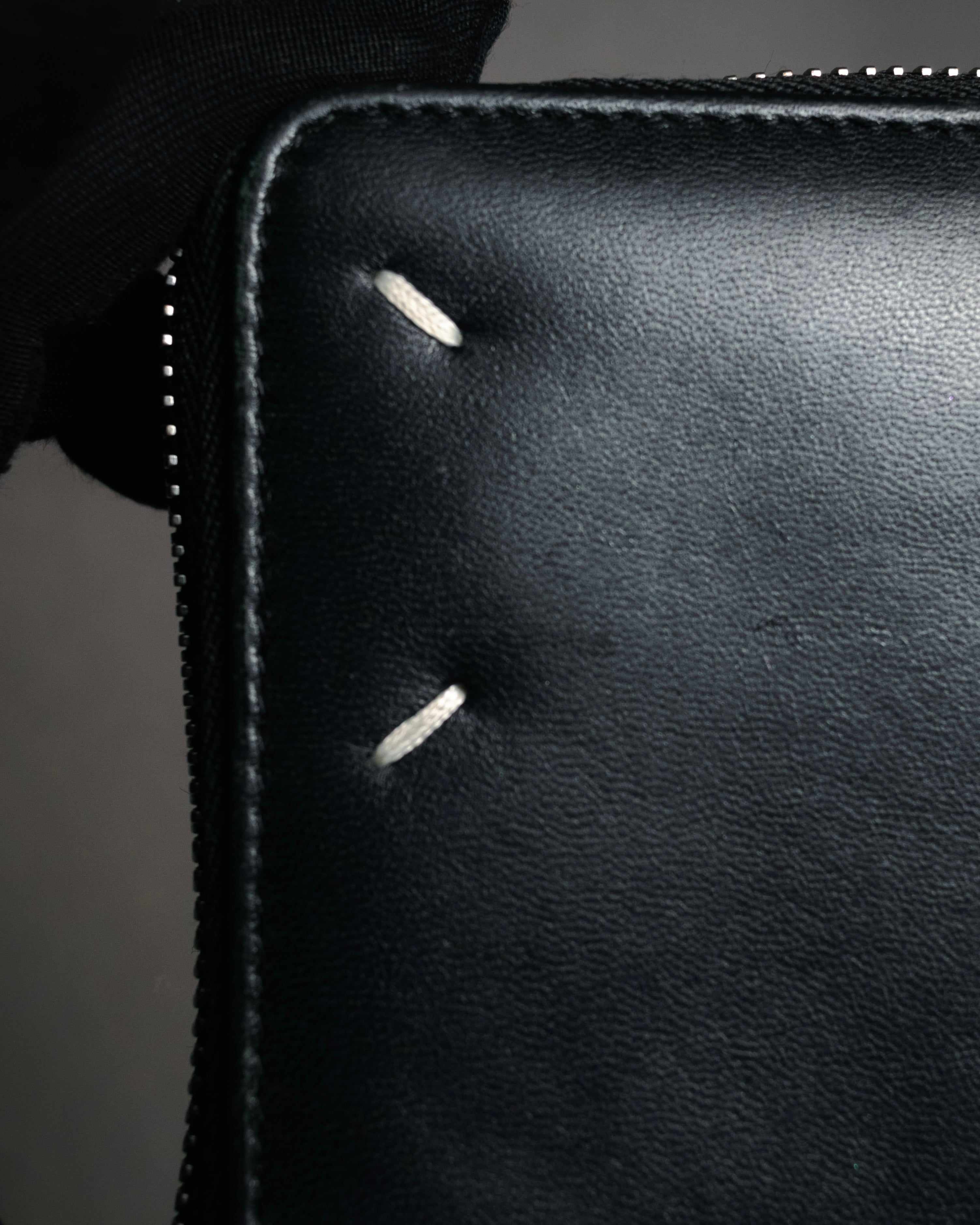 "Maison Margiela" 2020SS tabi sole patch zip wallet