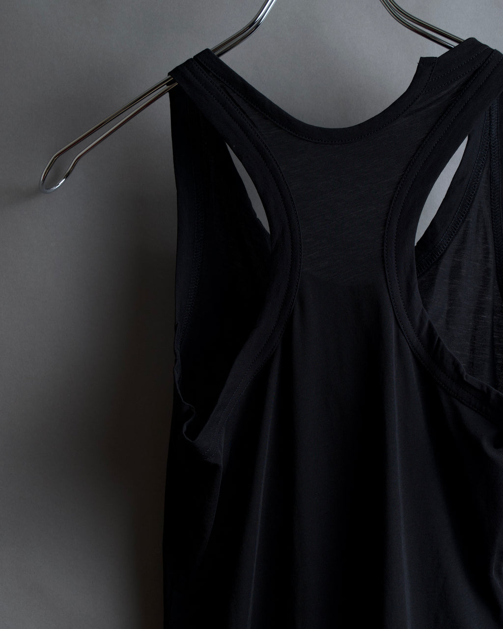 "YOHJI YAMAMOTO FEMME" 13SS
Shoulder cutting sleeveless pullover