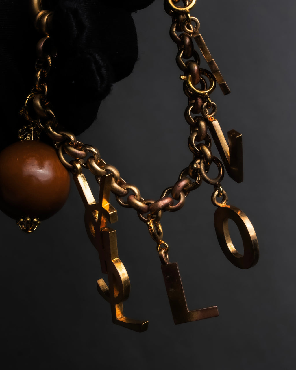 "YVES SAINT LAURENT" LOVE typography &amp; Cassandra motif design bracelet