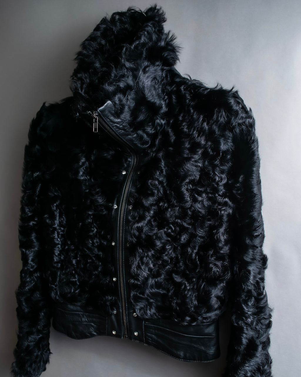 "HERMITAGE" Box silhouette double zipper fur blouson