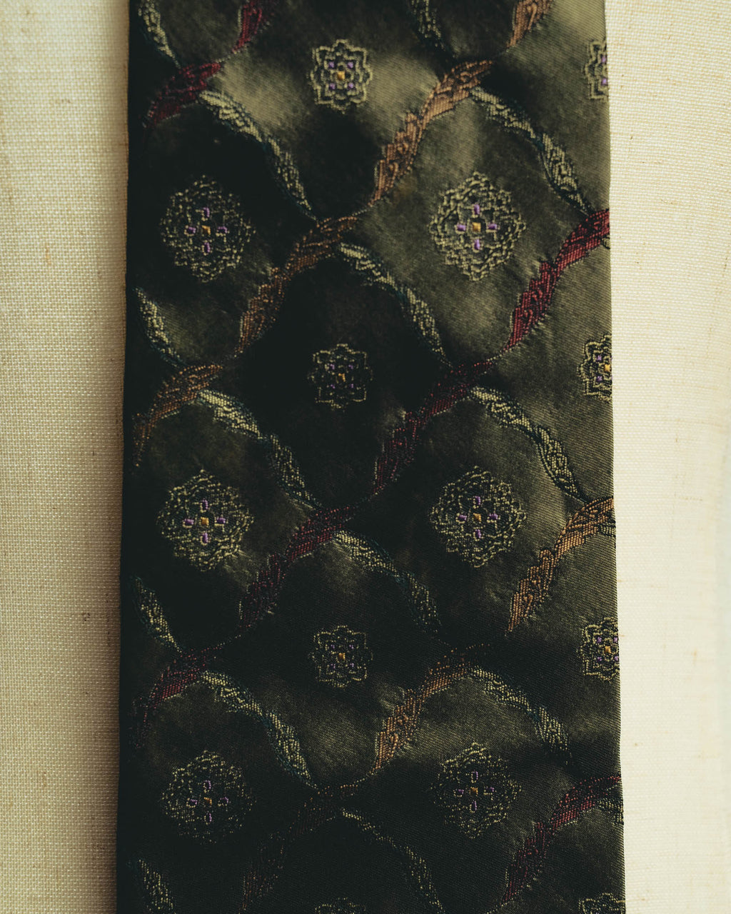 "Yves Saint Laurent" 80's-90's Olive silk jacquard necktie