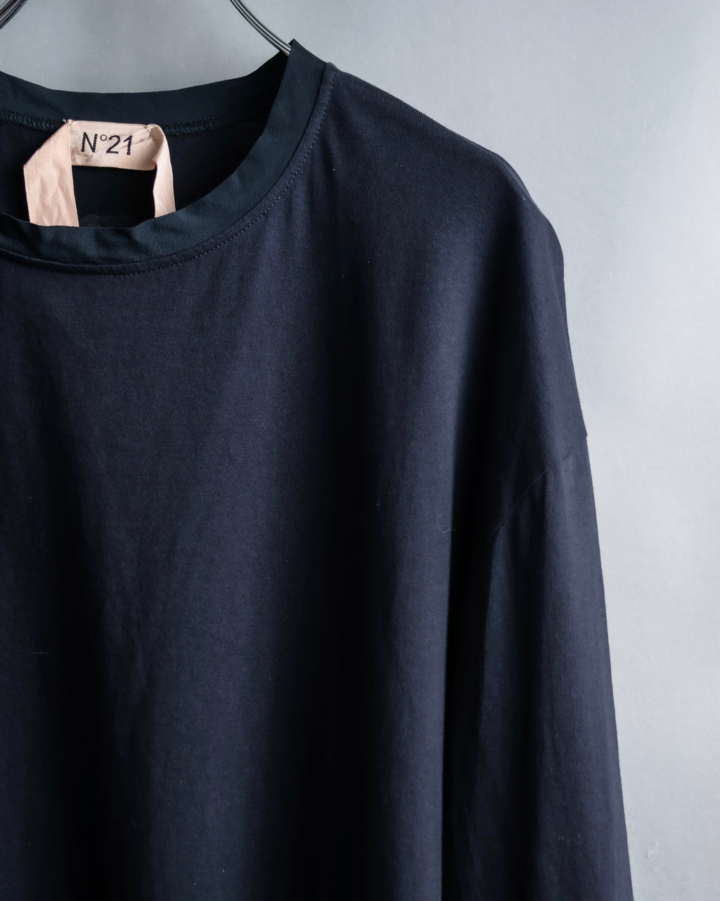 N21 NUMERO VENTUNO Oversized string design tops