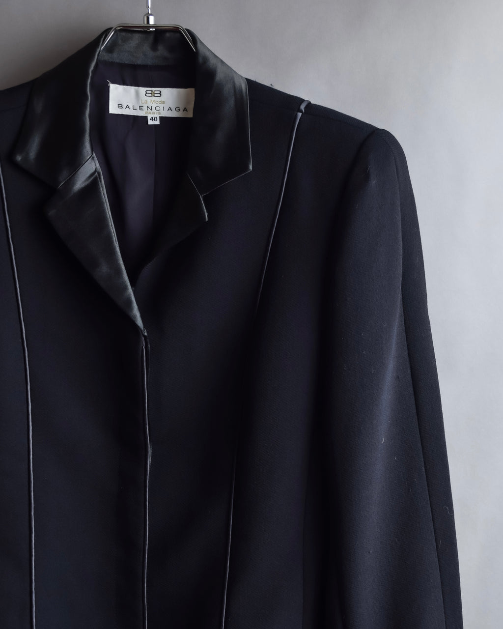 "BALENCIAGA La Mode" Satin-switched piping design tailored jacket