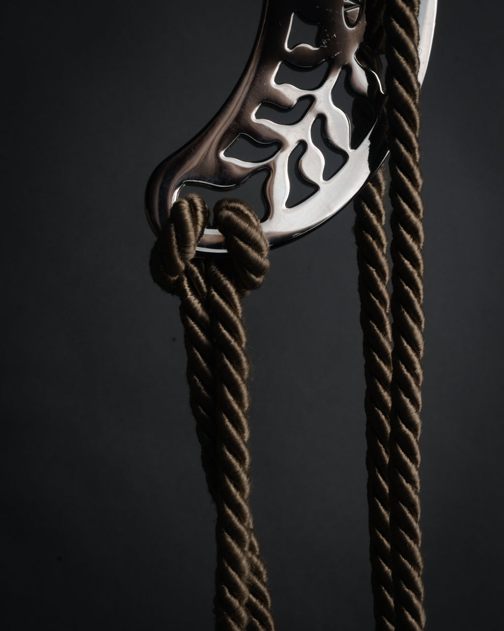 “VALENTINO GARAVANI” 2010’s Crystal embellished tassel cord belt