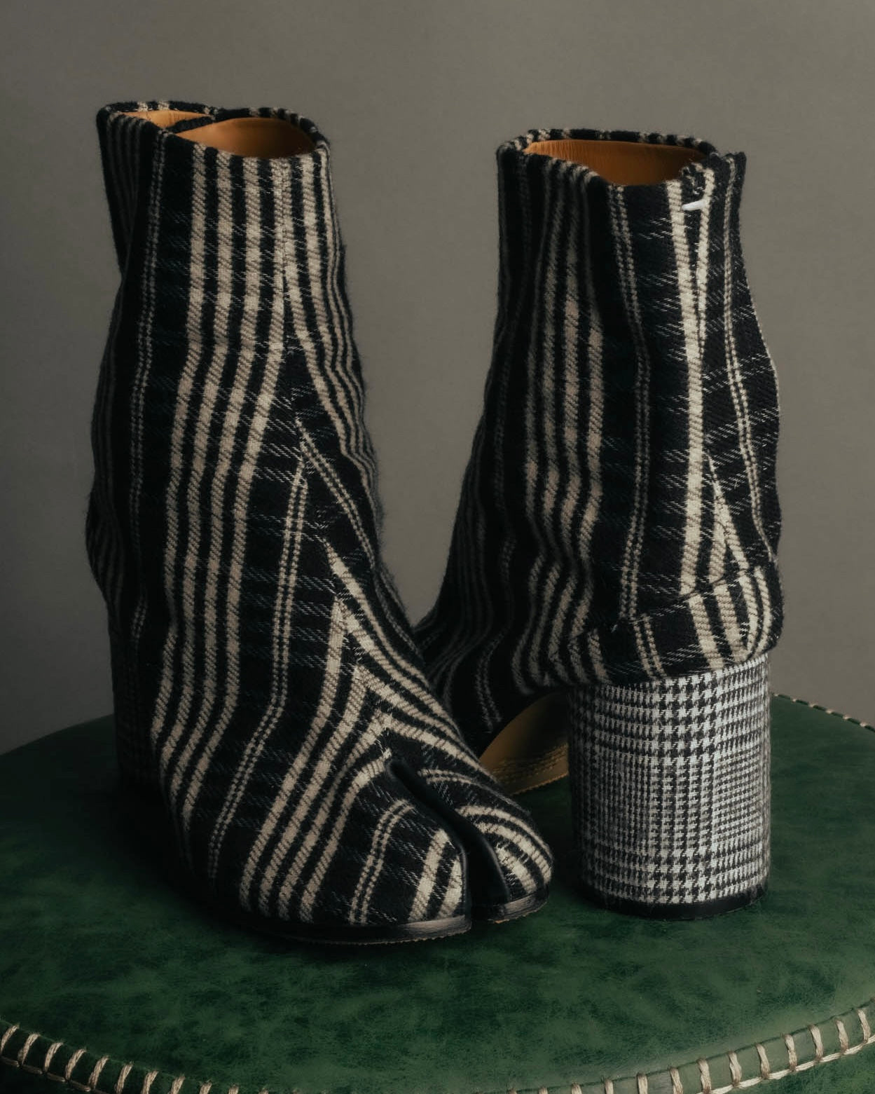 -SPECIAL- "Maison Margiela"2015's Tabi striped fabric ankle boots