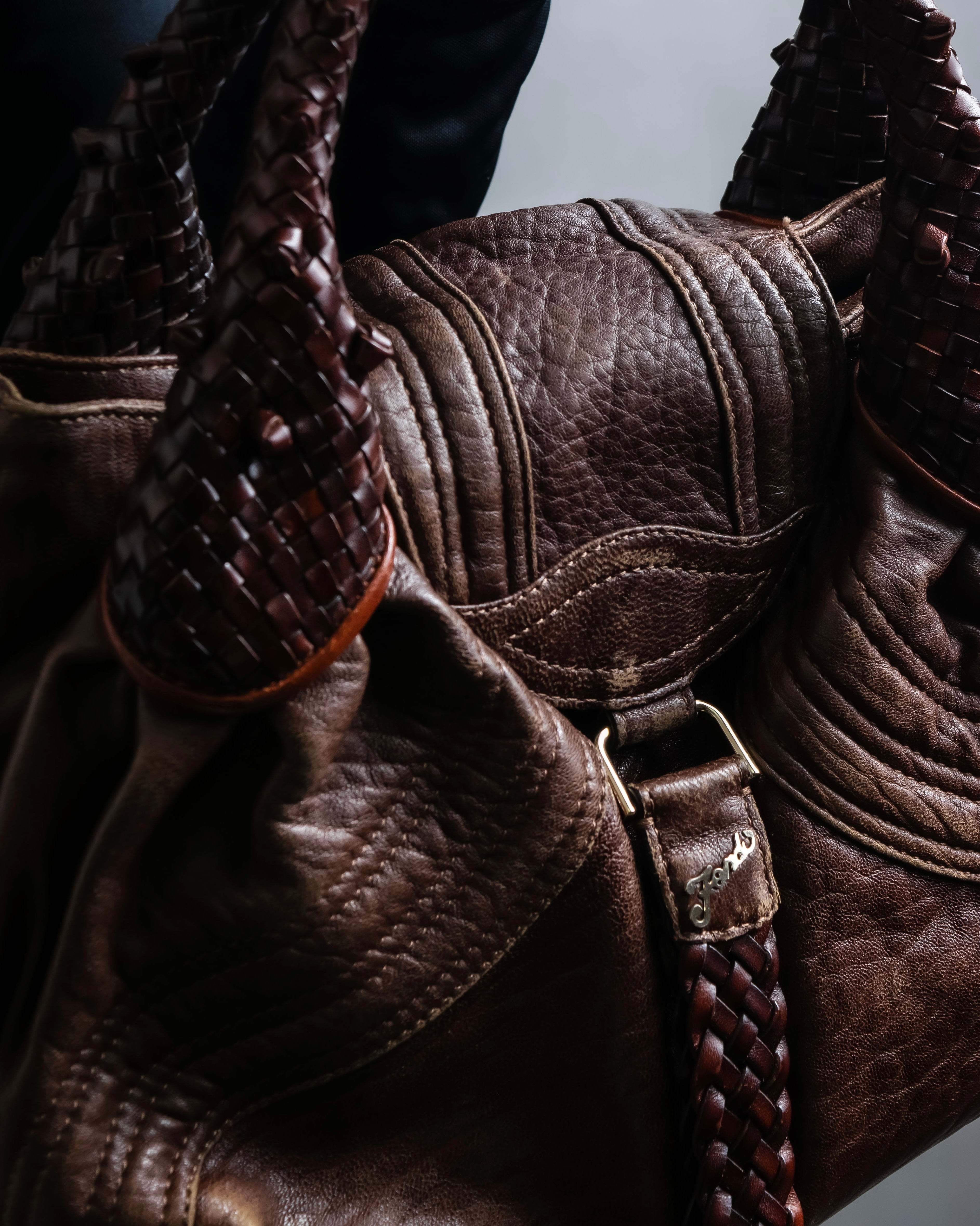 "FENDI" Brown color edition Spy bag