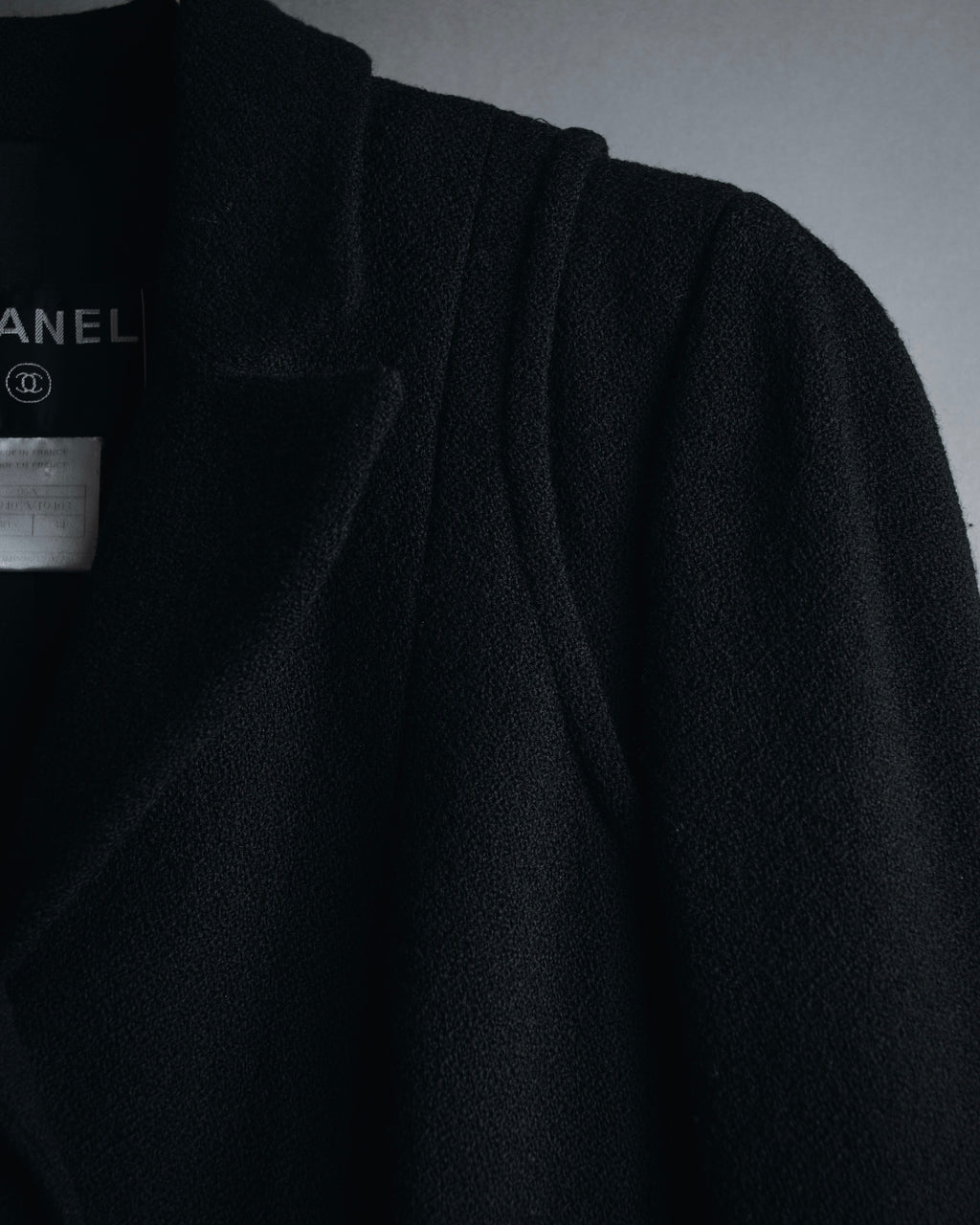 –SPECIAL– "CHANEL" 04SS sculpted princess-line wool crepe coat