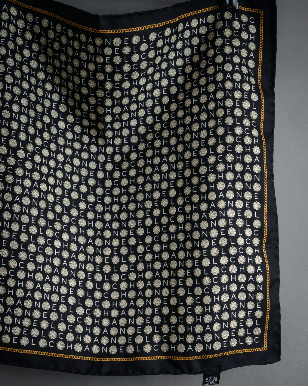 “CHANEL” 90’s-00’s Camellia logo silk scarf