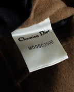 -SPECIAL- "Christian Dior" 80's-90's
Shaped flare silhouette collarless coat