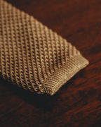 “COMME des GARÇONS HOMME”
80’s-90’s open-knit square-end necktie