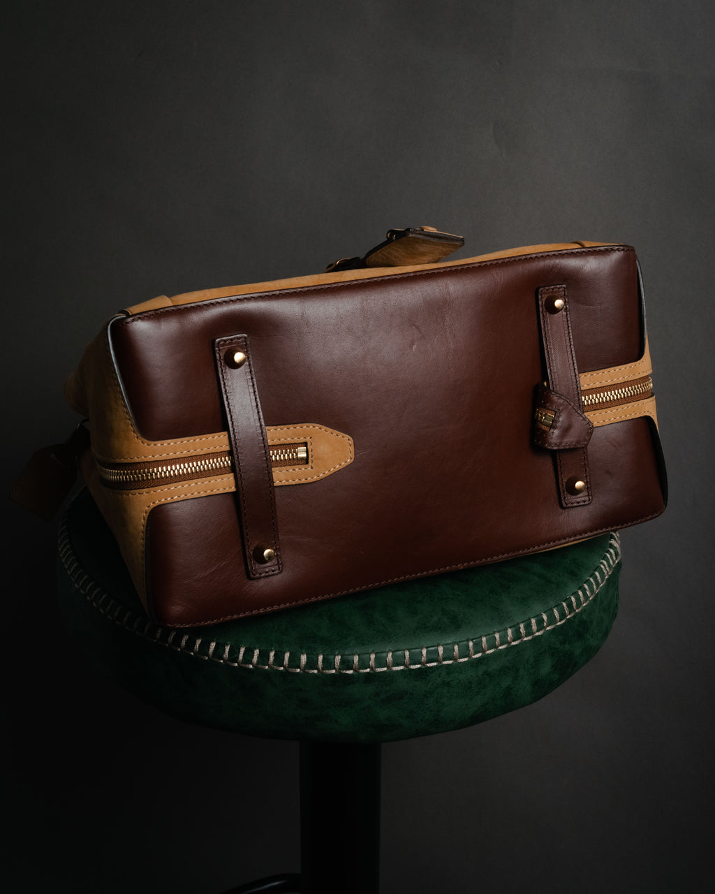 “Chloé” 12-14 Alice bicolor trapeze tote bag