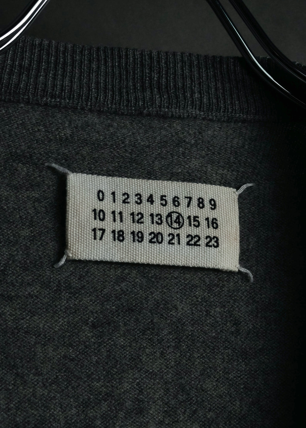 “MARTIN MARGIELA 14” 00’s Elbow patch wool cardigan