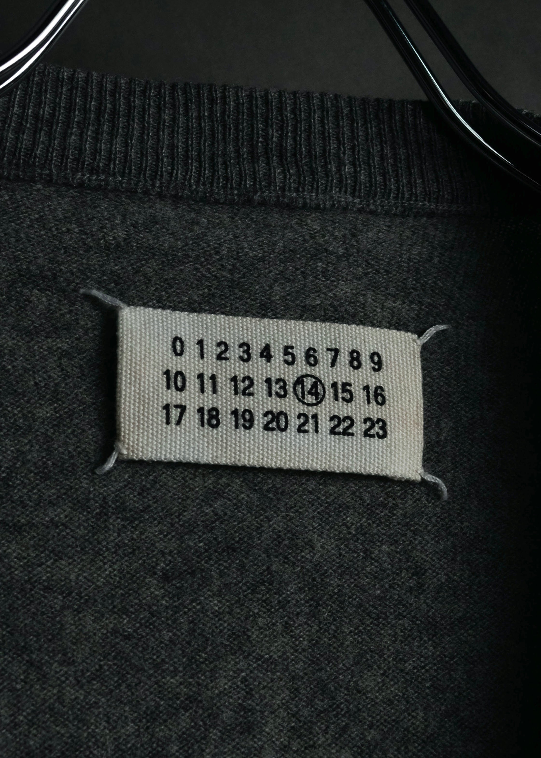 “MARTIN MARGIELA 14” 00’s Elbow patch wool cardigan
