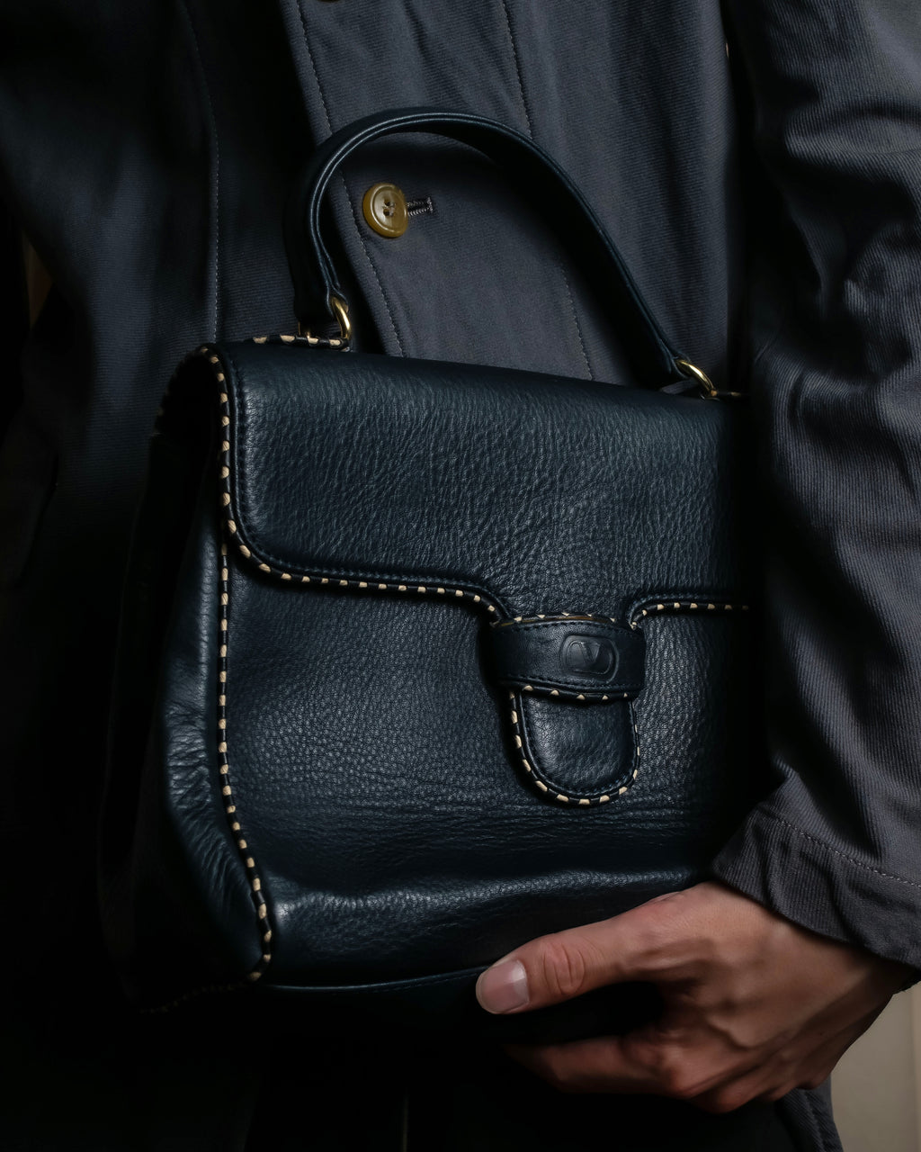 "Valentino Garavani" Saddle stitch design grain leather hand bag