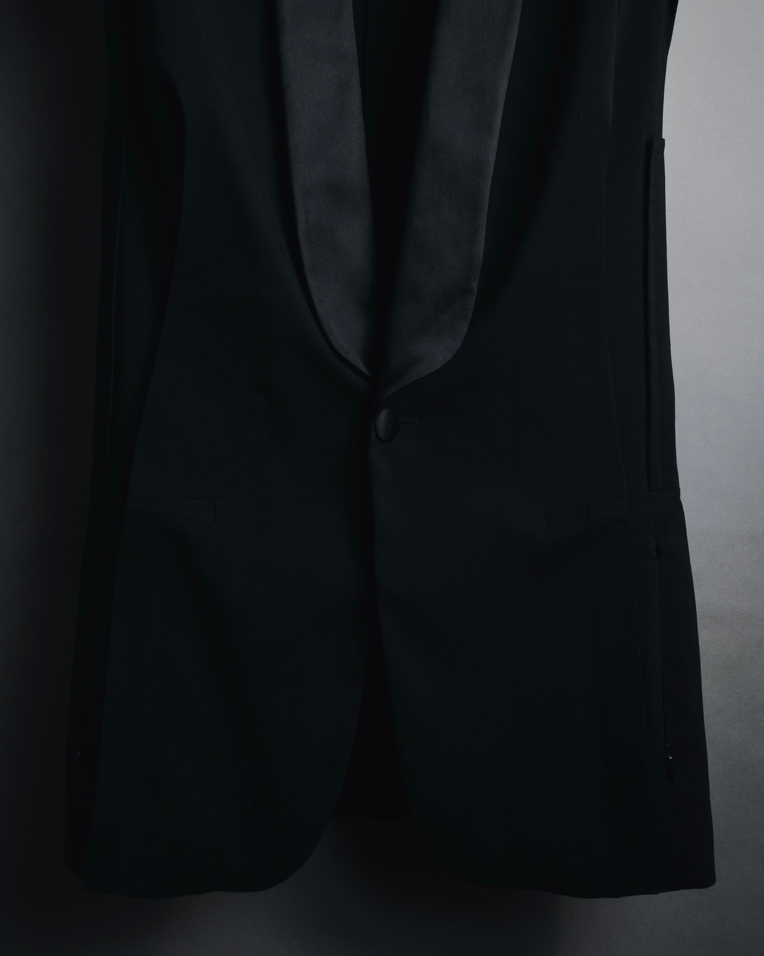–SPECIAL– "Maison Martin Margiela"
2012SS sleeveless deconstructed tuxedo lapel jacket