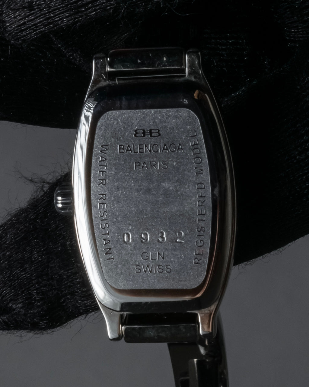 "BALENCIAGA" 2000’s bb logo tonneau bracelet watch
