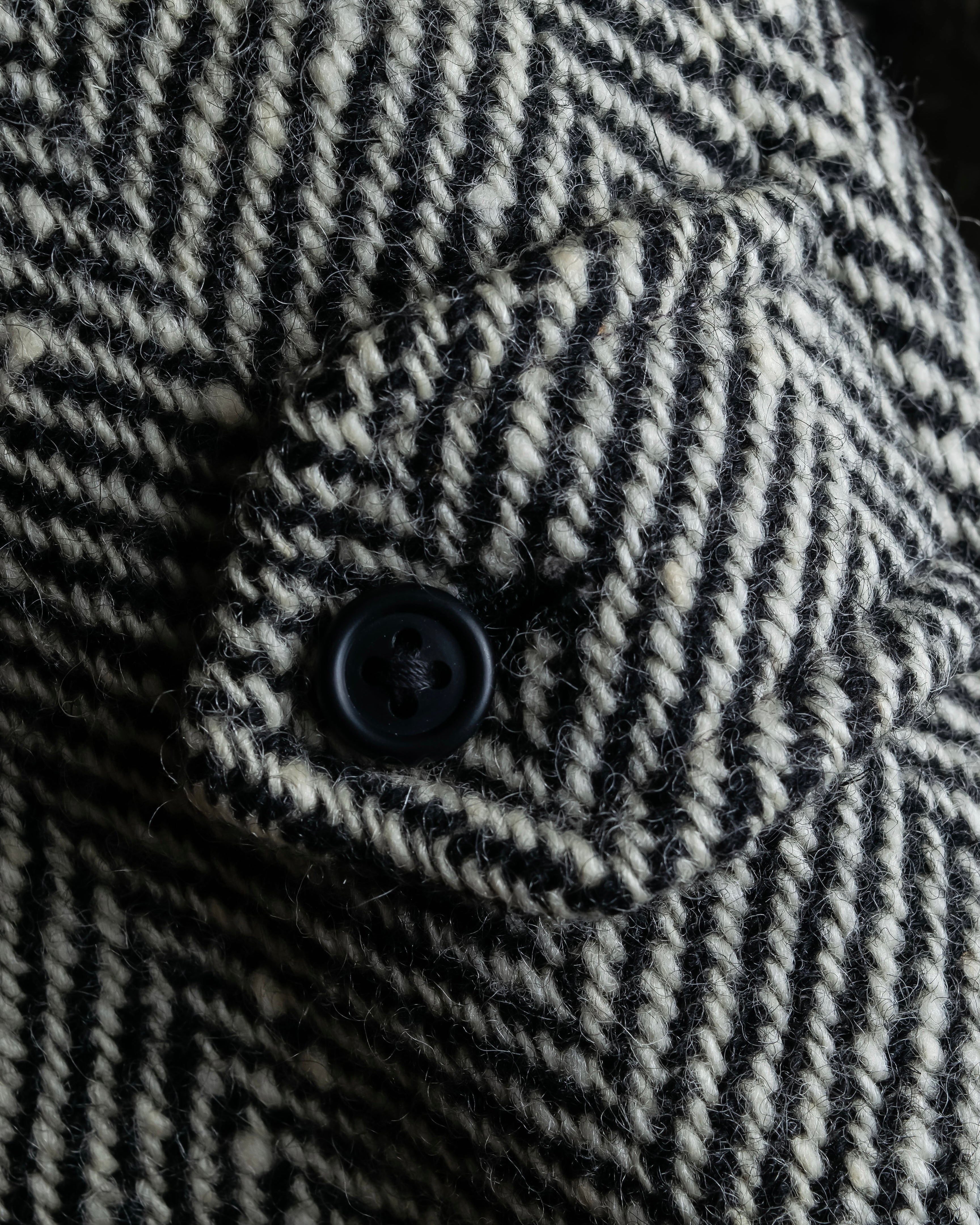 "BURBERRYS" Herringbone belted design soutien collar coat