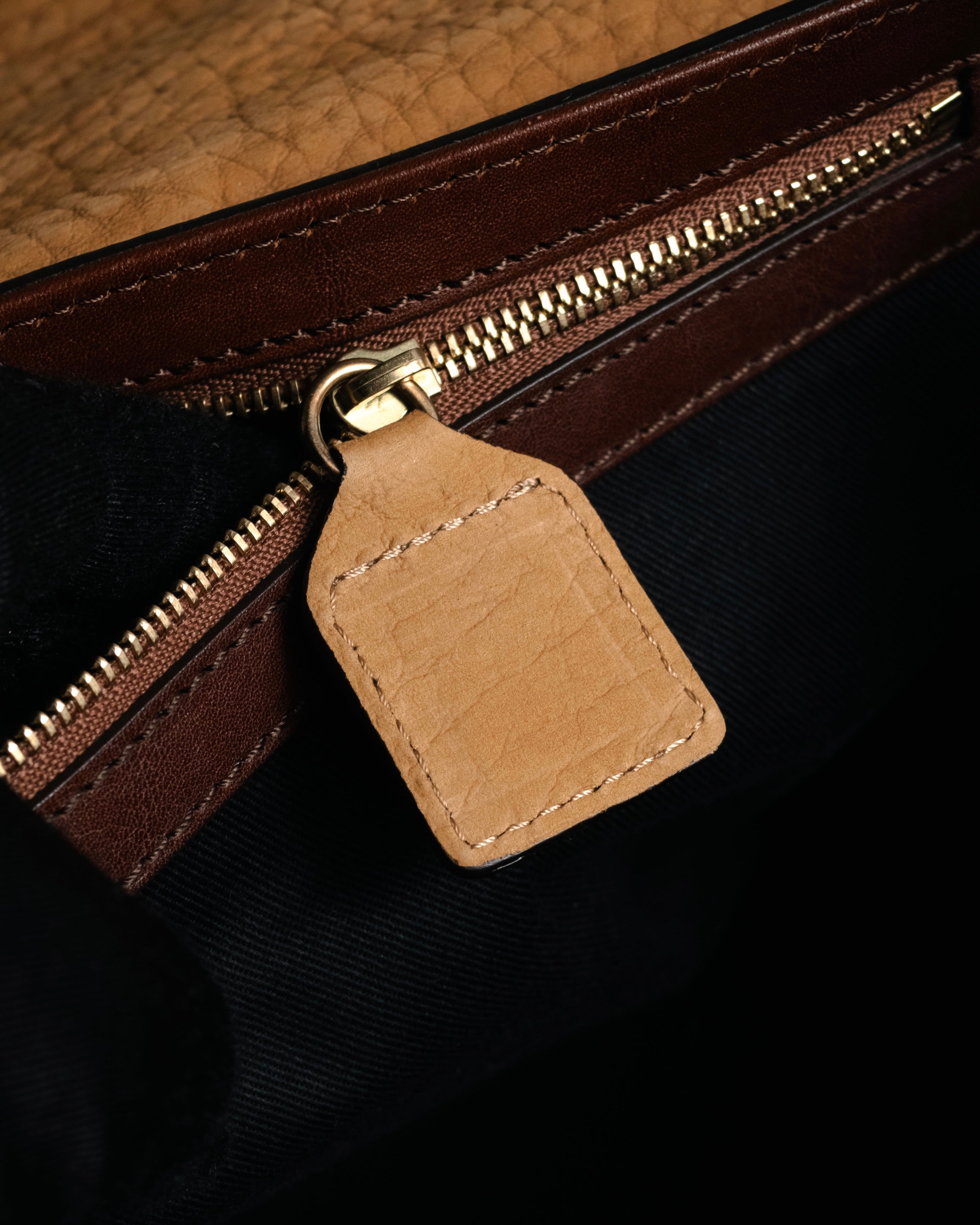 “Chloé” 12-14 Alice bicolor trapeze tote bag