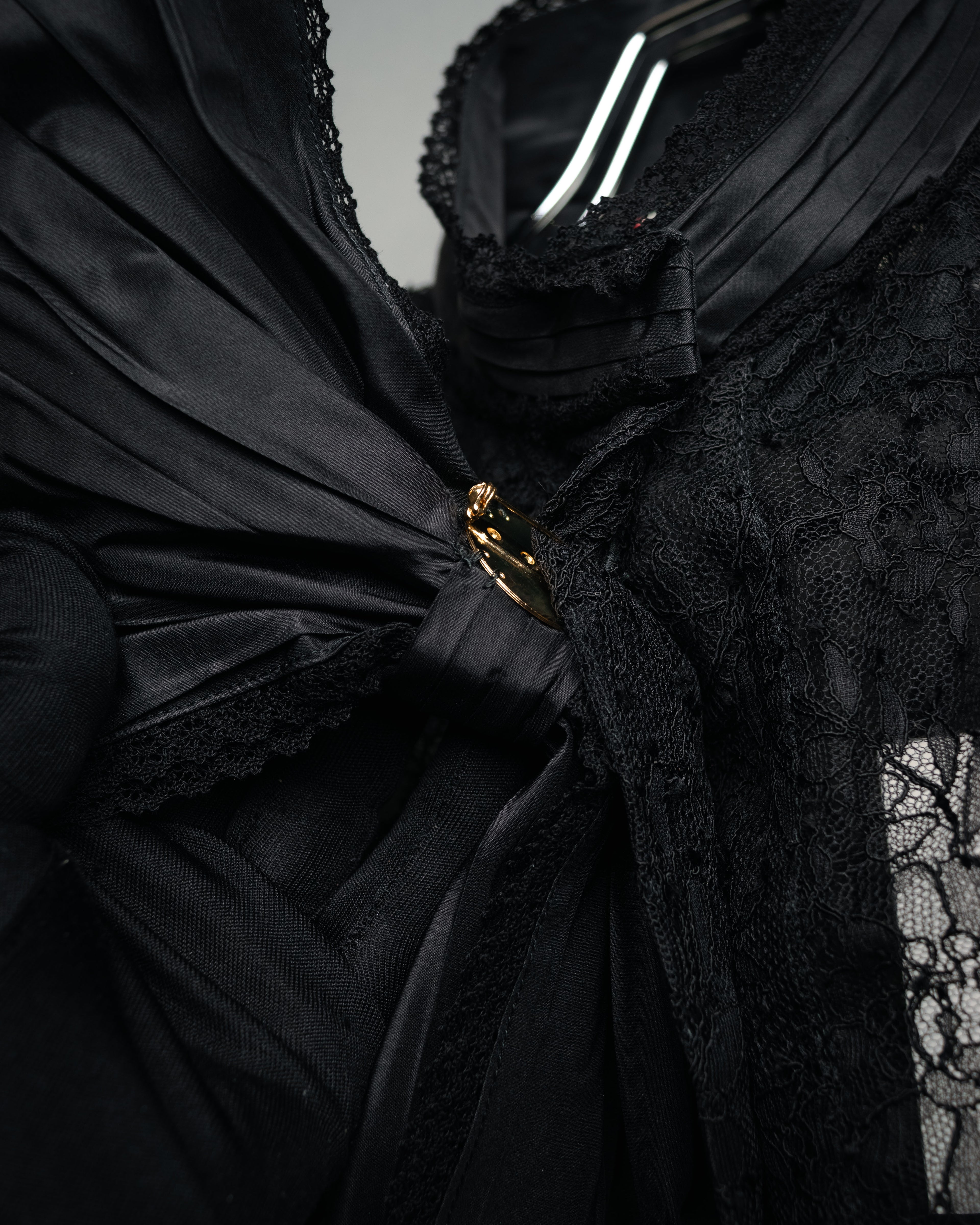 -SPECIAL- “GUCCI“ 2017-18 Fall winter lace bow blouse