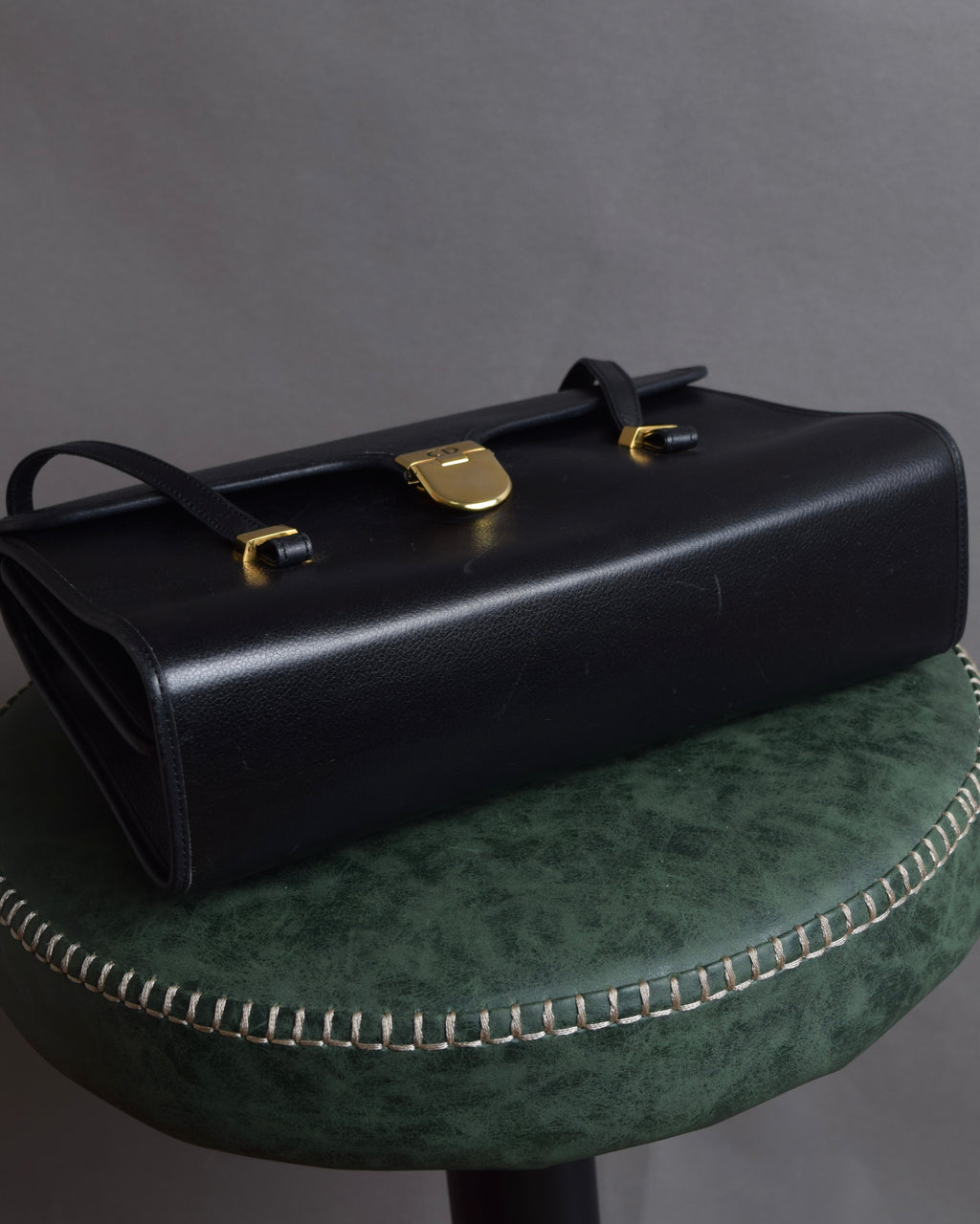 "Christian Dior" Structured flap design gold clasp leather bag