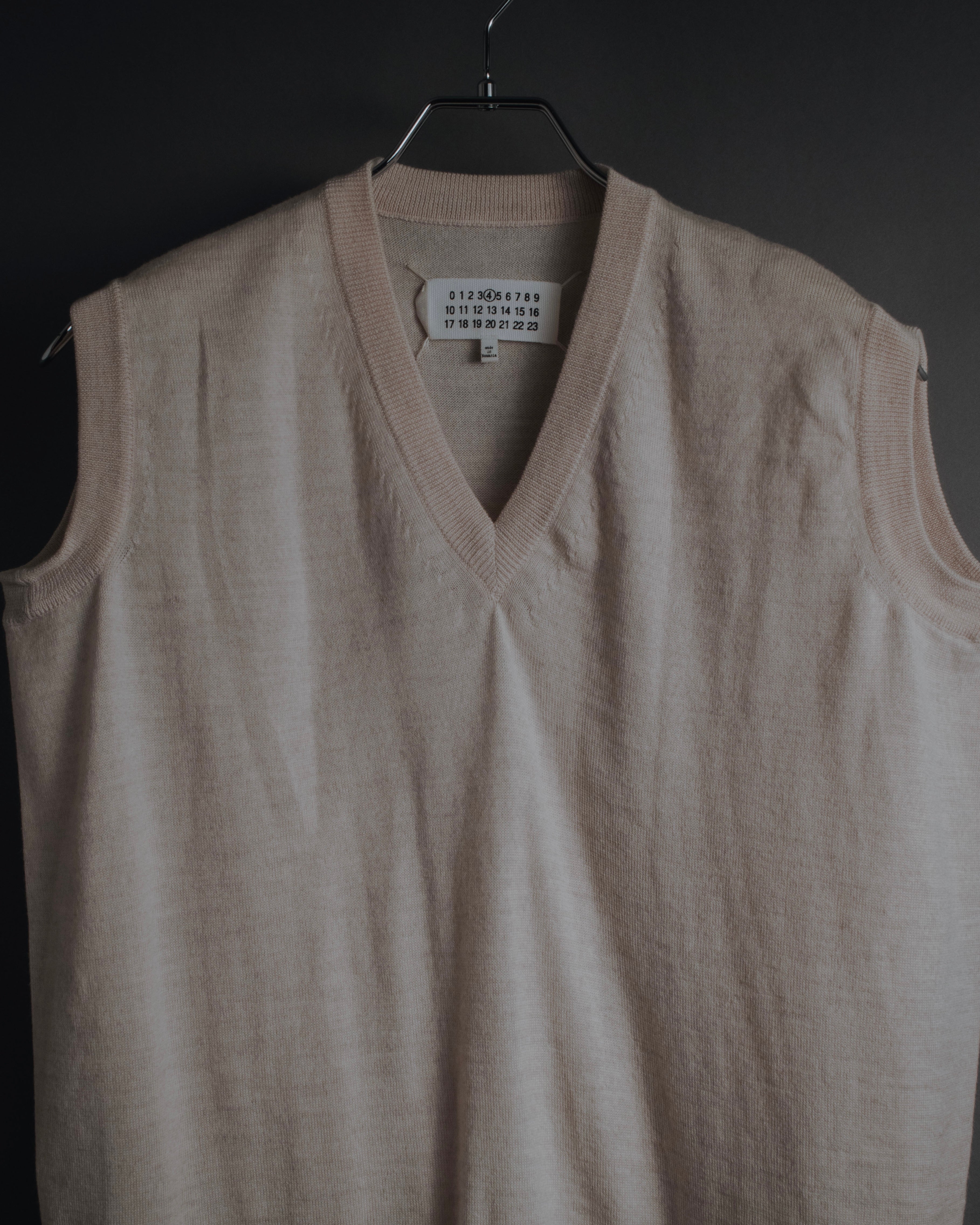 "Maison Margiela" 2014 AW Minimal v-neck knit vest