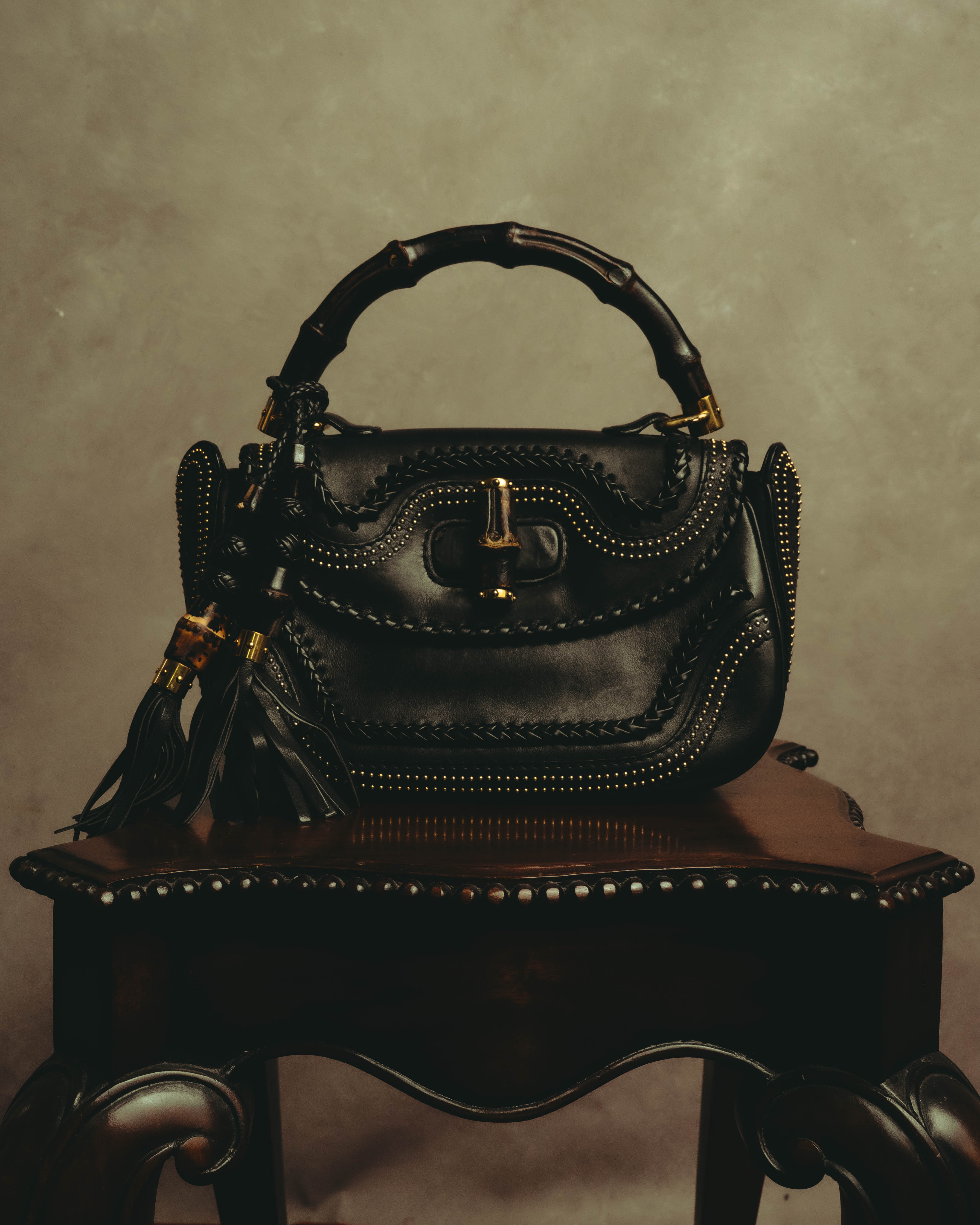 –SPECIAL– "GUCCI" 10's Embellished bamboo leather handbag