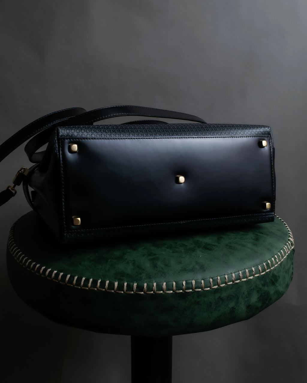 "Salvatore Ferragamo" Gancini motif monogram pattern 2-way shoulder bag