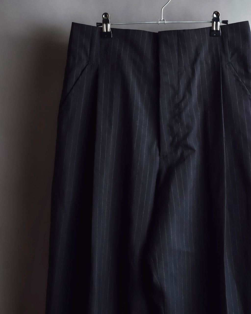 "YOHJI YAMAMOTO FEMME" 10AW Pinstripe pattern tuck wide slacks