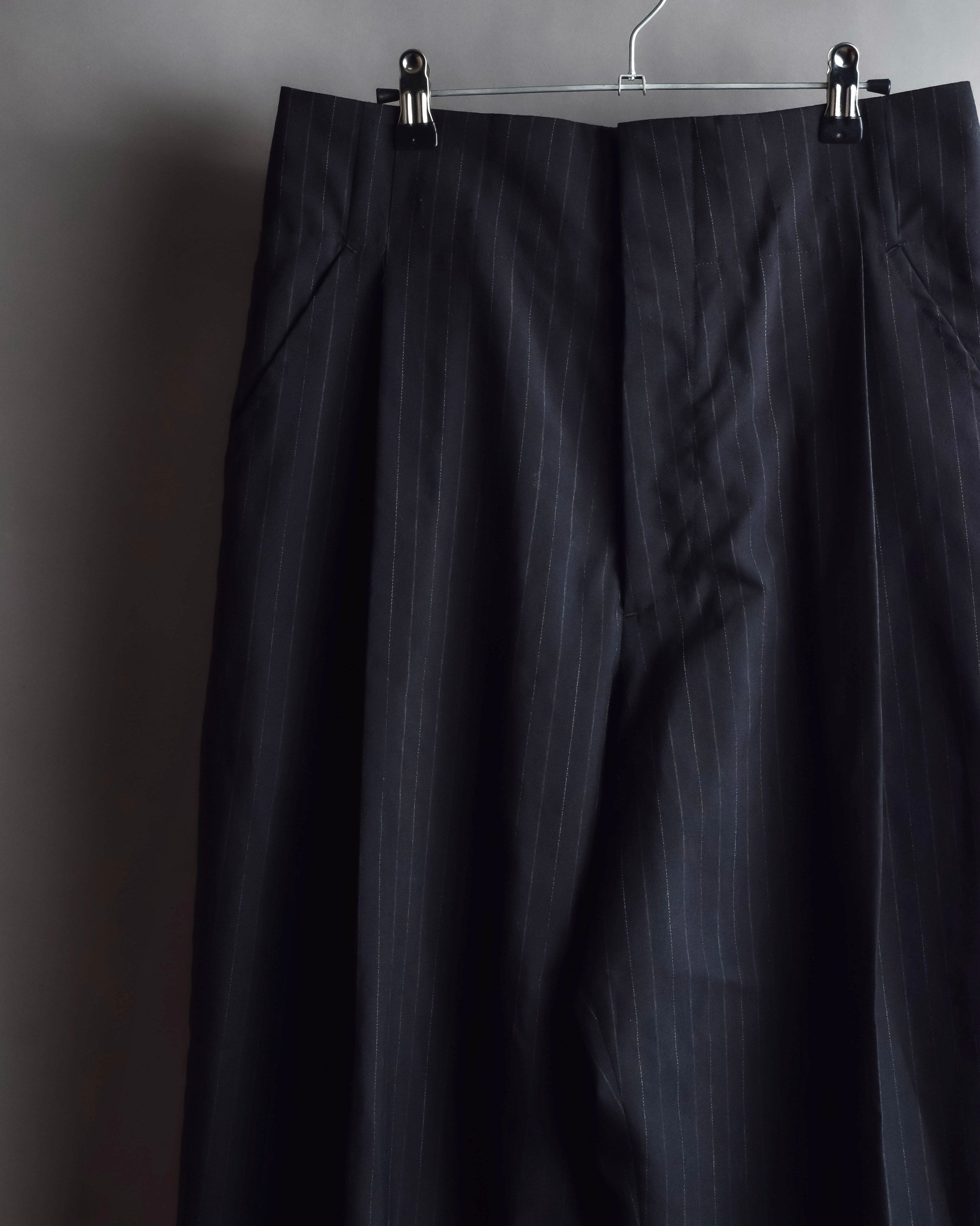 "YOHJI YAMAMOTO FEMME" 10AW Pinstripe pattern tuck wide slacks