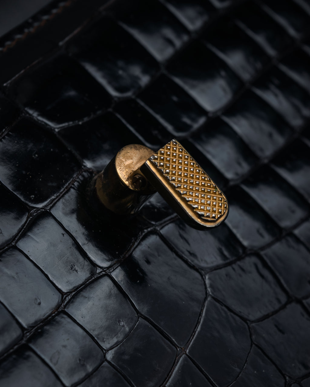 –SPECIAL– “GUCCI” 50’s-60’s Crocodile leather top handle bag