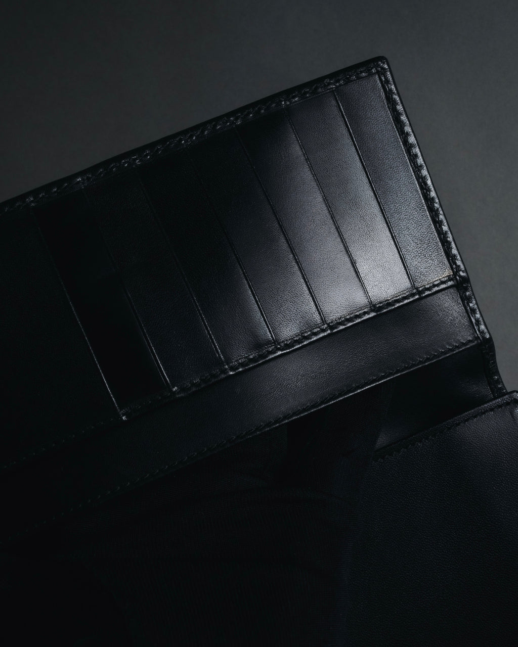 "GUCCI" Mid 00’s wood-lock leather long wallet