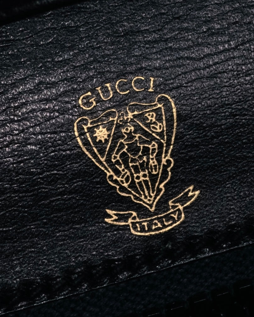 "GUCCI" 70’s-80’s Crest logo leather shoulder bag
