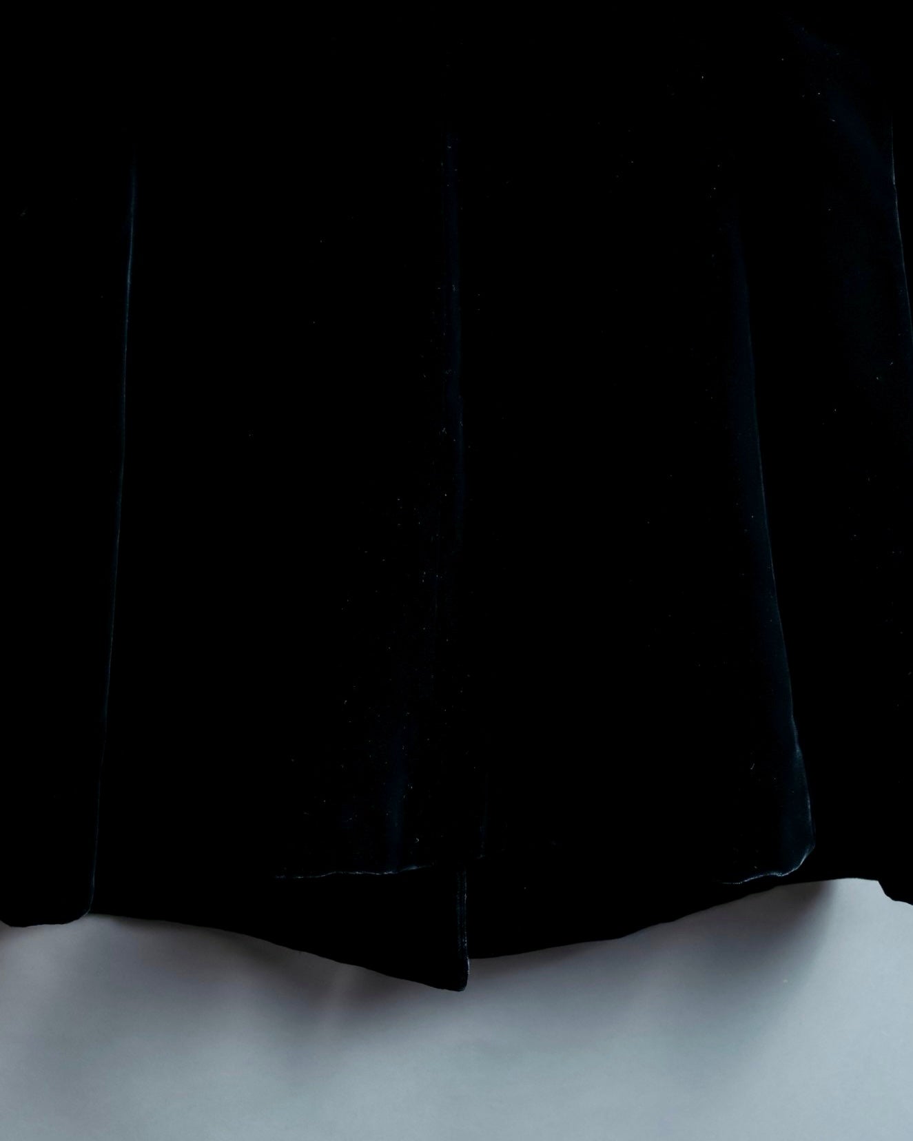 Collarless Beautiful Silhouette Velor Tailored Jacket