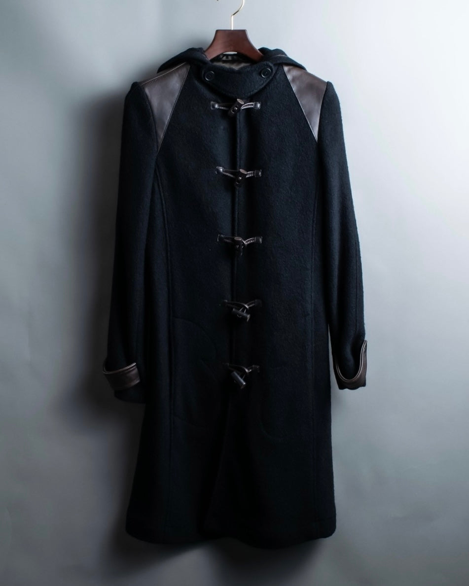 "EMPORIO ARMANI" Leather patches beautiful duffel coat