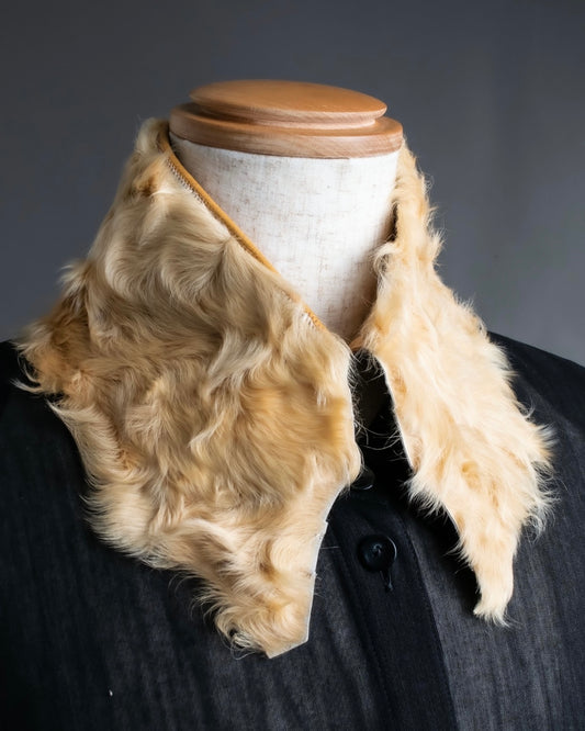 "FENDISSIME" lamb fur layered collar