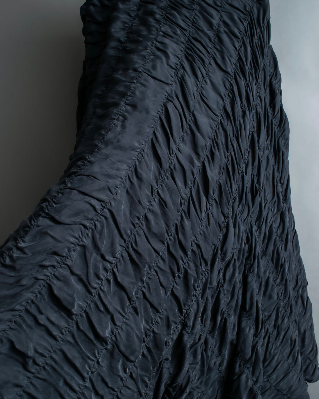 "DONNA KARAN" shrink-resistant designed skirt