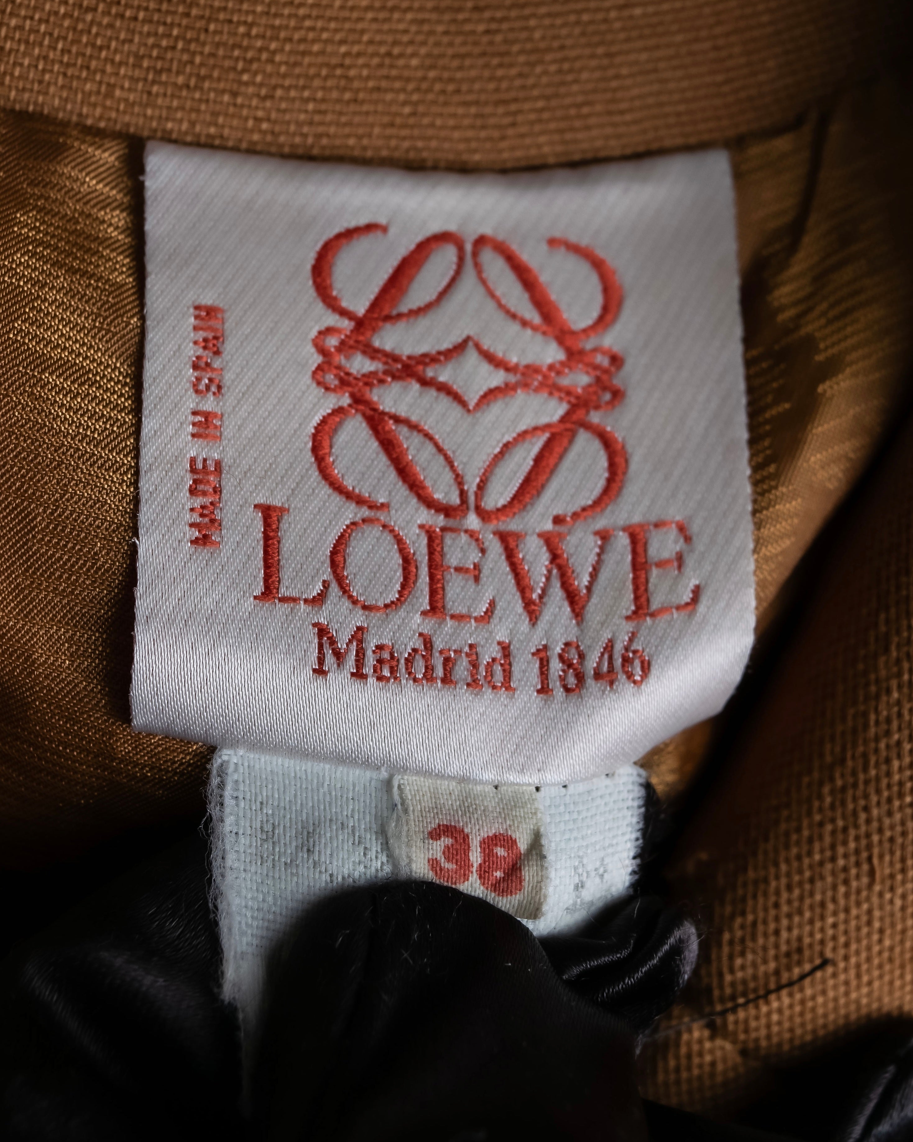 “LOEWE” beautiful cut raglan sleeve Lana wool 100% coat