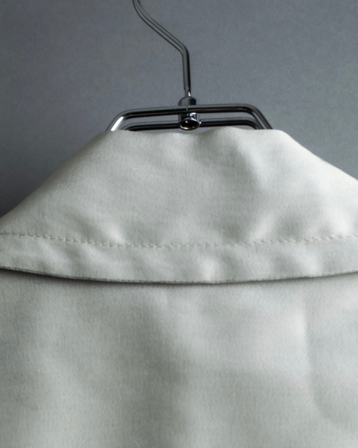 "Maurizio Pecoraro" gather sleeves glossy silver spring coat