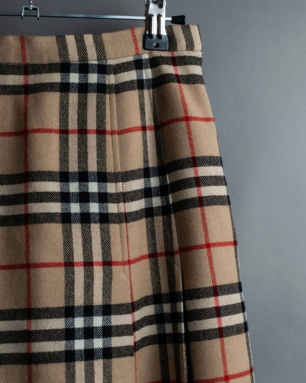 "Burberry's (70-80's)" Nova check side zip pleated skirt