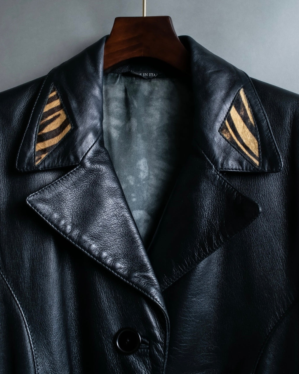 Harako Beautiful leather coat