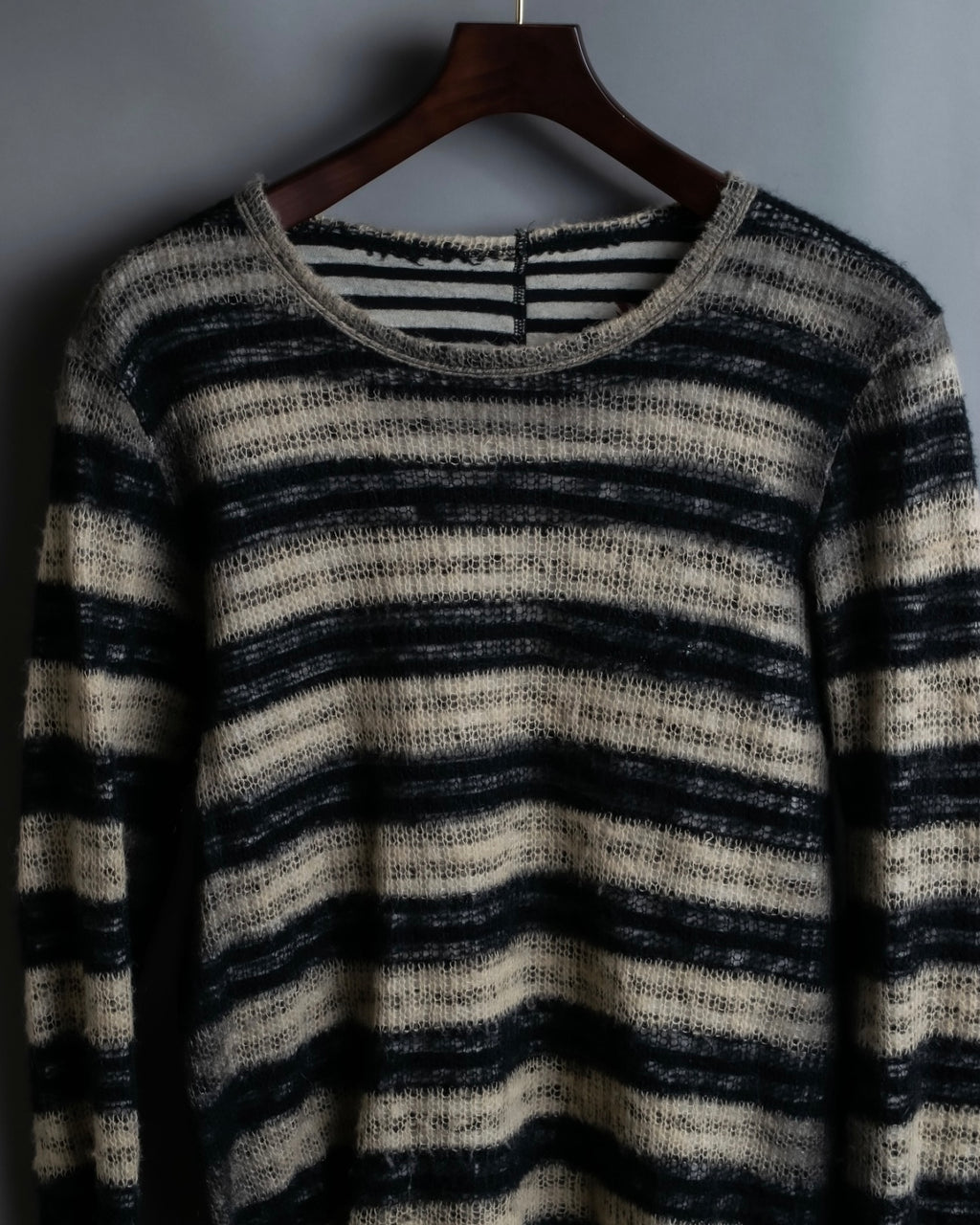 "Roen" Low gauge layered border knit