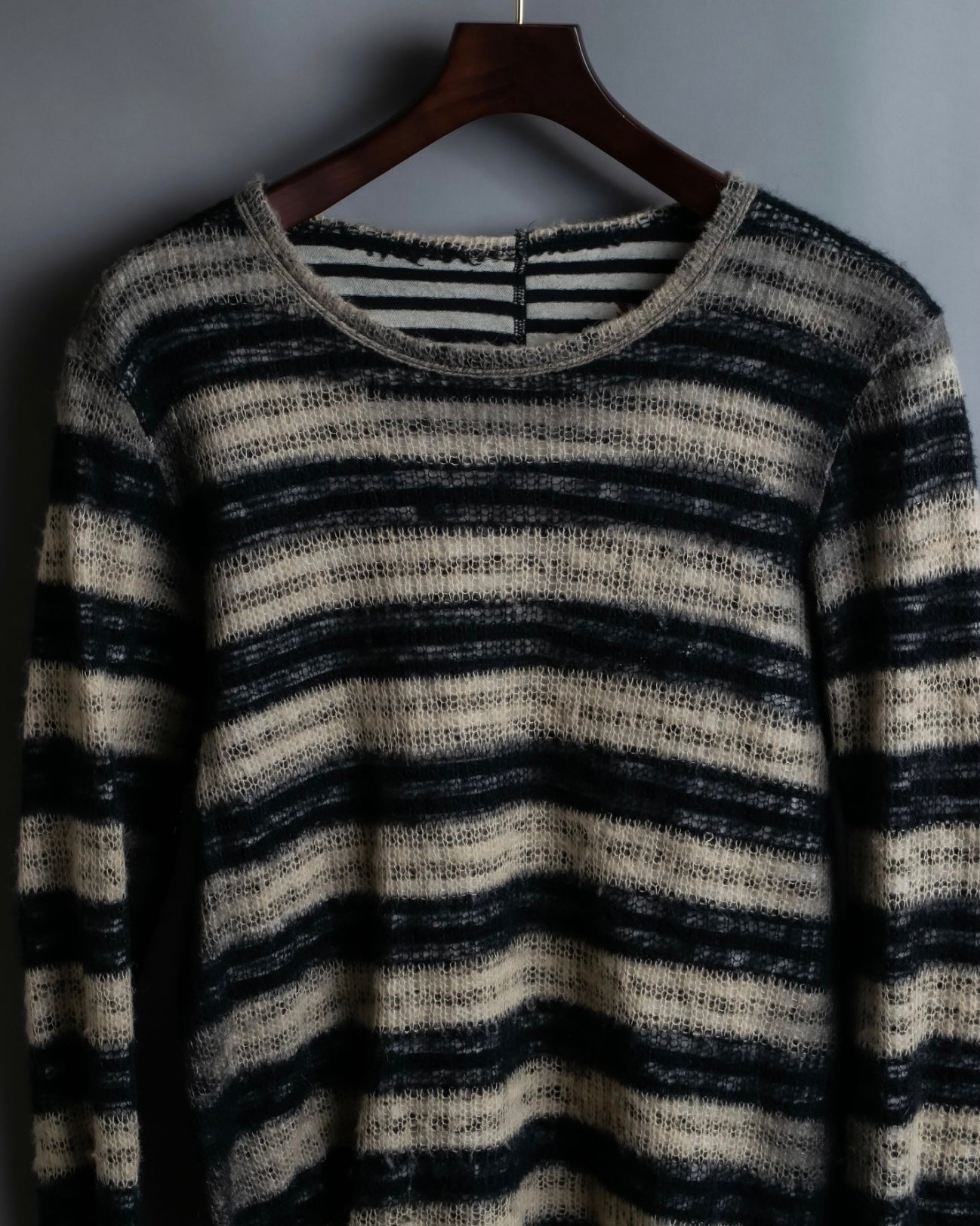 "Roen" Low gauge layered border knit