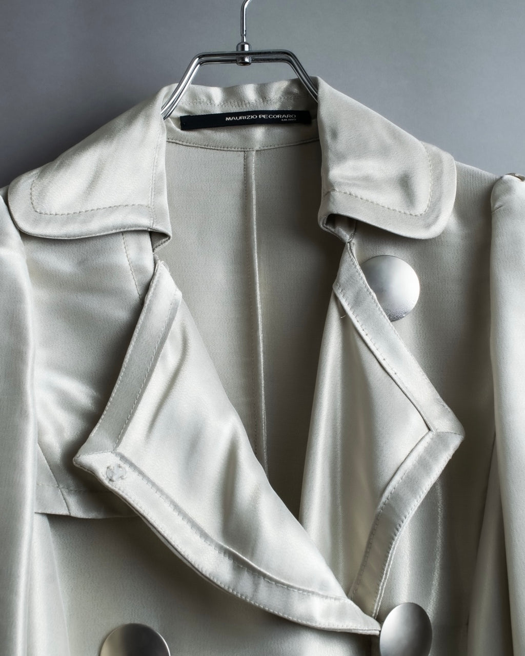 "Maurizio Pecoraro" gather sleeves glossy silver spring coat