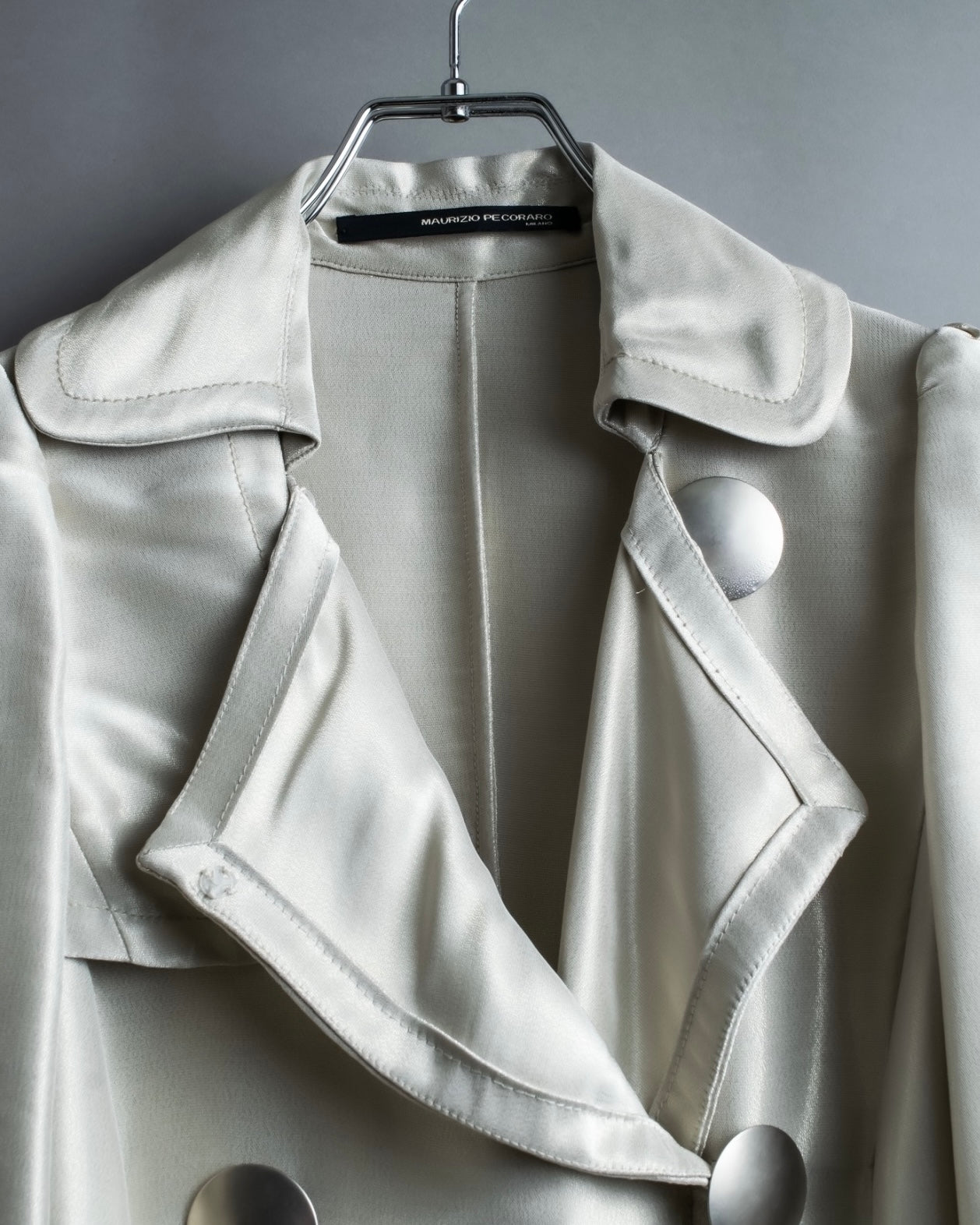 "Maurizio Pecoraro" gather sleeves glossy silver spring coat