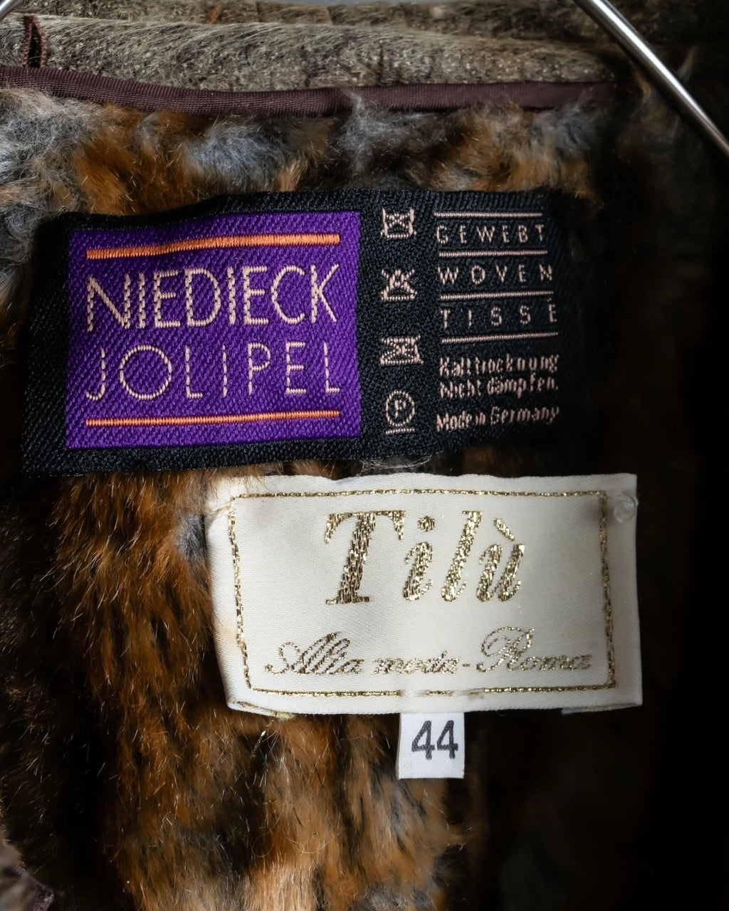 "NIEDIECK" Yarn sewn fur special hoodie jacket