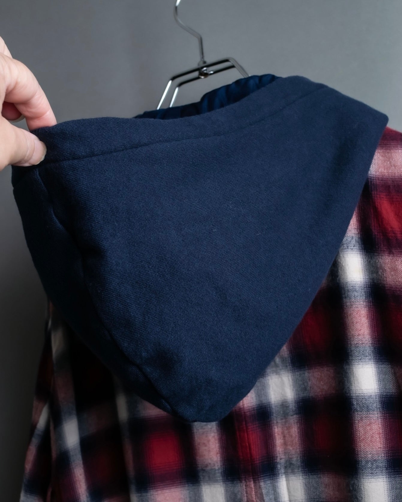 “John UNDERCOVER” gown designed check long hoodie