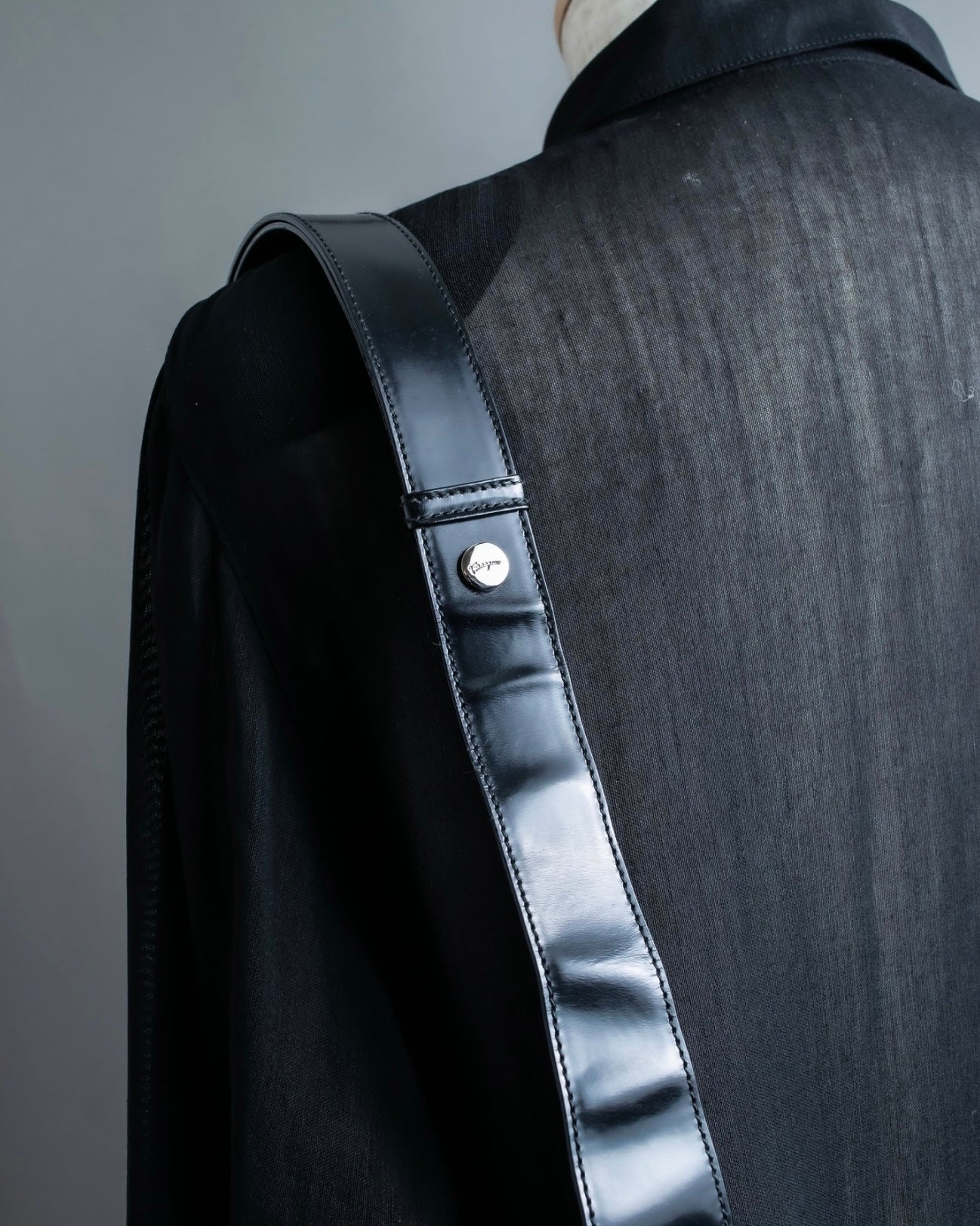 "Salvatore Ferragamo" enamel shoulder bag