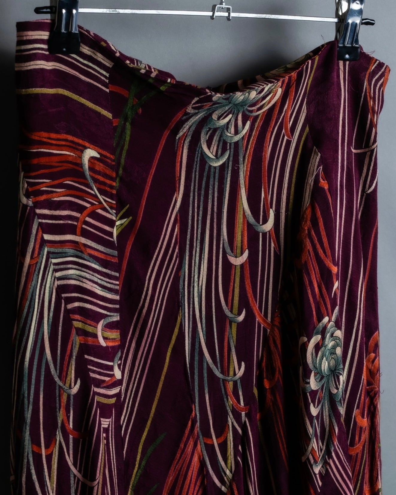 "KENZO" Art pattern skirt spider lily