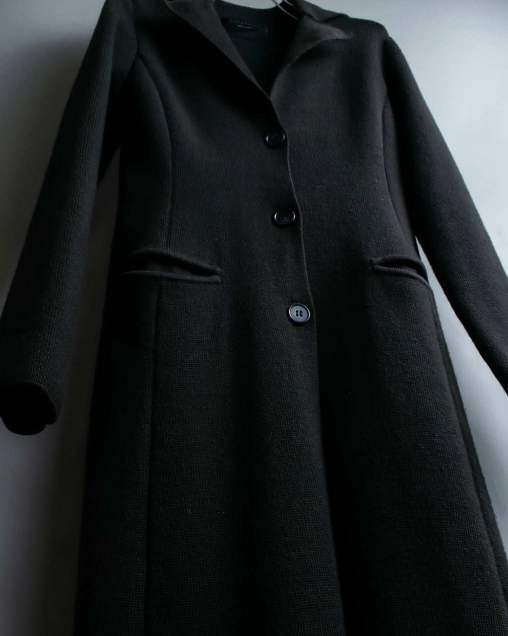 "ANTEPRIMA" Beautiful silhouette knit long coat